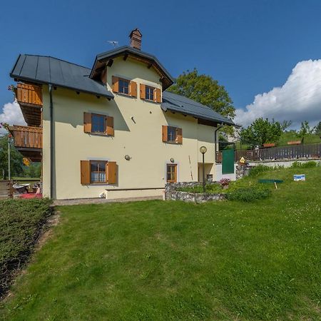 Casa Il Tiglio Apartment Tarvisio Luaran gambar