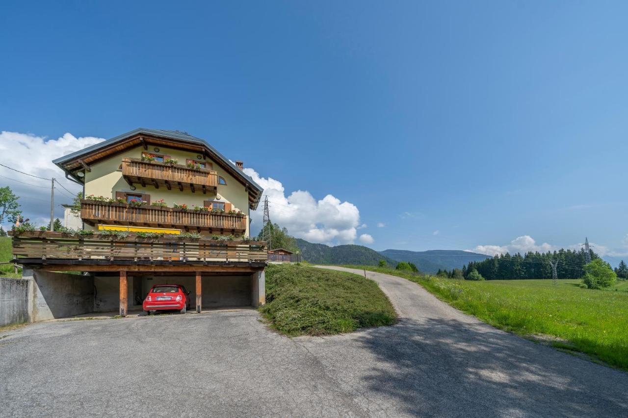 Casa Il Tiglio Apartment Tarvisio Luaran gambar
