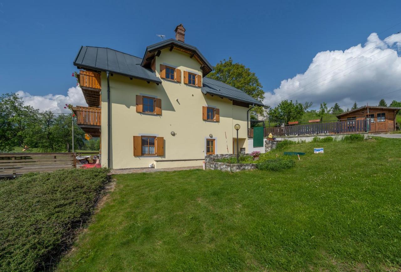 Casa Il Tiglio Apartment Tarvisio Luaran gambar